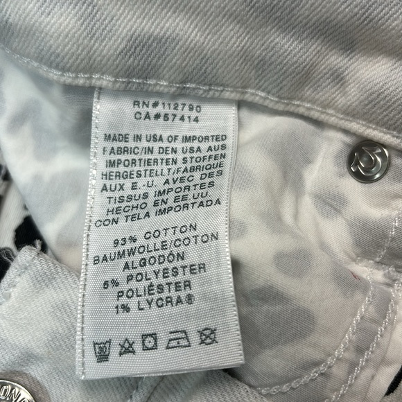 True Religion Women's Liv White Leopard Print Relaxed
Skinny Stretch Jean. Sz 27 - Picture 8 of 15